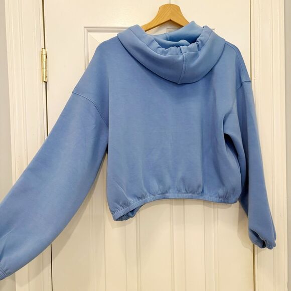 Spanx AirEssentials  Cropped Hoodie Size M Cornflower Blue $128 - Picture 8 of 10
